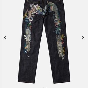 Men's Dark Wash Embroidered Straight-Leg Jeans - Black